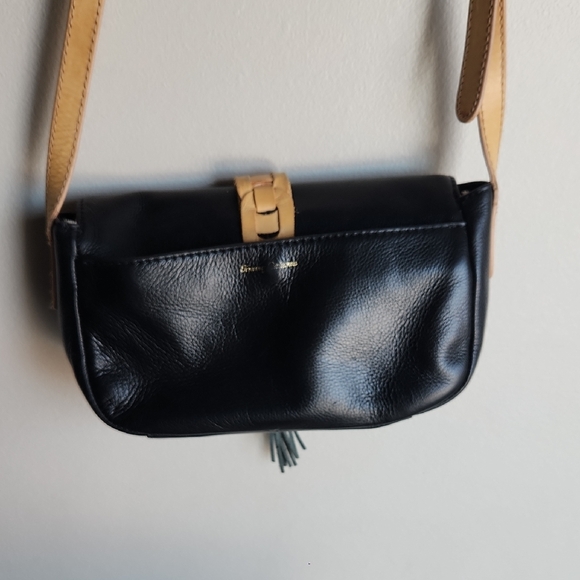 Tommy Bahama Black and Tan Crossbody Bag 100 Percent Leather - Picture 13 of 16